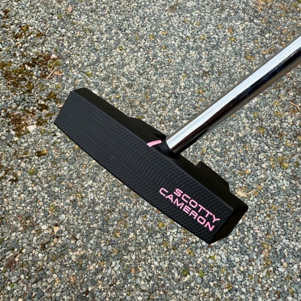 SCOTTY CAMERON PHANTOM X 5.5 - CUSTOM BLACK&PINK EDITION - Image 5