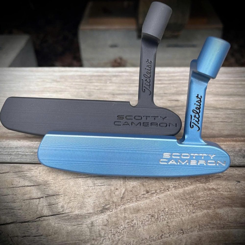 SCOTTY CAMERON - CUSTOM MATTE BLACK/TIFFANY BLUE EDITON